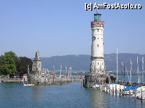 [P27] Bodensee - între Austria şi Germania / Intrarea în port este păzită de farul nou şi leul bavarez.  » foto by doina_c24
 - 
<span class="allrVoted glyphicon glyphicon-heart hidden" id="av385574"></span>
<a class="m-l-10 hidden" id="sv385574" onclick="voting_Foto_DelVot(,385574,3920)" role="button">șterge vot <span class="glyphicon glyphicon-remove"></span></a>
<a id="v9385574" class=" c-red"  onclick="voting_Foto_SetVot(385574)" role="button"><span class="glyphicon glyphicon-heart-empty"></span> <b>LIKE</b> = Votează poza</a> <img class="hidden"  id="f385574W9" src="/imagini/loader.gif" border="0" /><span class="AjErrMes hidden" id="e385574ErM"></span>