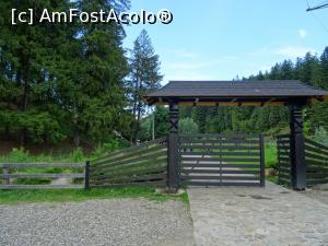 [P02] Acces în parcul chiliei. » foto by tata123 🔱
 - 
<span class="allrVoted glyphicon glyphicon-heart hidden" id="av1269934"></span>
<a class="m-l-10 hidden" id="sv1269934" onclick="voting_Foto_DelVot(,1269934,3923)" role="button">șterge vot <span class="glyphicon glyphicon-remove"></span></a>
<a id="v91269934" class=" c-red"  onclick="voting_Foto_SetVot(1269934)" role="button"><span class="glyphicon glyphicon-heart-empty"></span> <b>LIKE</b> = Votează poza</a> <img class="hidden"  id="f1269934W9" src="/imagini/loader.gif" border="0" /><span class="AjErrMes hidden" id="e1269934ErM"></span>