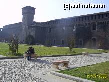 [P10] Milano - Castello Sforzesco - Ziduri exterior » foto by popescu.borsa*
 - 
<span class="allrVoted glyphicon glyphicon-heart hidden" id="av183892"></span>
<a class="m-l-10 hidden" id="sv183892" onclick="voting_Foto_DelVot(,183892,3925)" role="button">șterge vot <span class="glyphicon glyphicon-remove"></span></a>
<a id="v9183892" class=" c-red"  onclick="voting_Foto_SetVot(183892)" role="button"><span class="glyphicon glyphicon-heart-empty"></span> <b>LIKE</b> = Votează poza</a> <img class="hidden"  id="f183892W9" src="/imagini/loader.gif" border="0" /><span class="AjErrMes hidden" id="e183892ErM"></span>