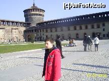 [P12] Milano - Castello Sforzesco - Curtea interioara » foto by popescu.borsa*
 - 
<span class="allrVoted glyphicon glyphicon-heart hidden" id="av183894"></span>
<a class="m-l-10 hidden" id="sv183894" onclick="voting_Foto_DelVot(,183894,3925)" role="button">șterge vot <span class="glyphicon glyphicon-remove"></span></a>
<a id="v9183894" class=" c-red"  onclick="voting_Foto_SetVot(183894)" role="button"><span class="glyphicon glyphicon-heart-empty"></span> <b>LIKE</b> = Votează poza</a> <img class="hidden"  id="f183894W9" src="/imagini/loader.gif" border="0" /><span class="AjErrMes hidden" id="e183894ErM"></span>