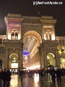 [P03] Galleria Vittorio Emanuele » foto by GabrielaG
 - 
<span class="allrVoted glyphicon glyphicon-heart hidden" id="av396561"></span>
<a class="m-l-10 hidden" id="sv396561" onclick="voting_Foto_DelVot(,396561,3925)" role="button">șterge vot <span class="glyphicon glyphicon-remove"></span></a>
<a id="v9396561" class=" c-red"  onclick="voting_Foto_SetVot(396561)" role="button"><span class="glyphicon glyphicon-heart-empty"></span> <b>LIKE</b> = Votează poza</a> <img class="hidden"  id="f396561W9" src="/imagini/loader.gif" border="0" /><span class="AjErrMes hidden" id="e396561ErM"></span>