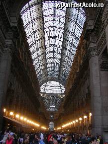 [P14] In interiorul Galleriei din Milano. » foto by presario
 - 
<span class="allrVoted glyphicon glyphicon-heart hidden" id="av125360"></span>
<a class="m-l-10 hidden" id="sv125360" onclick="voting_Foto_DelVot(,125360,3925)" role="button">șterge vot <span class="glyphicon glyphicon-remove"></span></a>
<a id="v9125360" class=" c-red"  onclick="voting_Foto_SetVot(125360)" role="button"><span class="glyphicon glyphicon-heart-empty"></span> <b>LIKE</b> = Votează poza</a> <img class="hidden"  id="f125360W9" src="/imagini/loader.gif" border="0" /><span class="AjErrMes hidden" id="e125360ErM"></span>