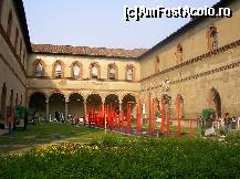 [P04] Castelul Sforza - curtea ducala. » foto by presario
 - 
<span class="allrVoted glyphicon glyphicon-heart hidden" id="av125344"></span>
<a class="m-l-10 hidden" id="sv125344" onclick="voting_Foto_DelVot(,125344,3925)" role="button">șterge vot <span class="glyphicon glyphicon-remove"></span></a>
<a id="v9125344" class=" c-red"  onclick="voting_Foto_SetVot(125344)" role="button"><span class="glyphicon glyphicon-heart-empty"></span> <b>LIKE</b> = Votează poza</a> <img class="hidden"  id="f125344W9" src="/imagini/loader.gif" border="0" /><span class="AjErrMes hidden" id="e125344ErM"></span>