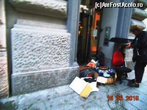 [P10] Si asa se intilneste prin centrul Milano.  » foto by melena
 - 
<span class="allrVoted glyphicon glyphicon-heart hidden" id="av642033"></span>
<a class="m-l-10 hidden" id="sv642033" onclick="voting_Foto_DelVot(,642033,3925)" role="button">șterge vot <span class="glyphicon glyphicon-remove"></span></a>
<a id="v9642033" class=" c-red"  onclick="voting_Foto_SetVot(642033)" role="button"><span class="glyphicon glyphicon-heart-empty"></span> <b>LIKE</b> = Votează poza</a> <img class="hidden"  id="f642033W9" src="/imagini/loader.gif" border="0" /><span class="AjErrMes hidden" id="e642033ErM"></span>