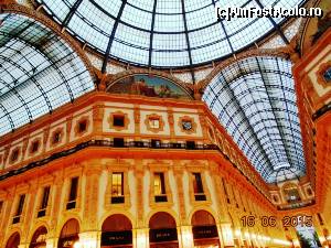 [P33] Vittorio Emanuele II-Galeriile comerciale.  » foto by melena
 - 
<span class="allrVoted glyphicon glyphicon-heart hidden" id="av642056"></span>
<a class="m-l-10 hidden" id="sv642056" onclick="voting_Foto_DelVot(,642056,3925)" role="button">șterge vot <span class="glyphicon glyphicon-remove"></span></a>
<a id="v9642056" class=" c-red"  onclick="voting_Foto_SetVot(642056)" role="button"><span class="glyphicon glyphicon-heart-empty"></span> <b>LIKE</b> = Votează poza</a> <img class="hidden"  id="f642056W9" src="/imagini/loader.gif" border="0" /><span class="AjErrMes hidden" id="e642056ErM"></span>