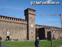 [P11] Palatul Sforzesco » foto by Cristina67
 - 
<span class="allrVoted glyphicon glyphicon-heart hidden" id="av285758"></span>
<a class="m-l-10 hidden" id="sv285758" onclick="voting_Foto_DelVot(,285758,3925)" role="button">șterge vot <span class="glyphicon glyphicon-remove"></span></a>
<a id="v9285758" class=" c-red"  onclick="voting_Foto_SetVot(285758)" role="button"><span class="glyphicon glyphicon-heart-empty"></span> <b>LIKE</b> = Votează poza</a> <img class="hidden"  id="f285758W9" src="/imagini/loader.gif" border="0" /><span class="AjErrMes hidden" id="e285758ErM"></span>