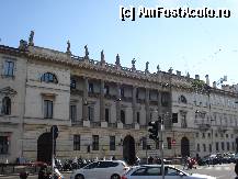 [P19] O cladire interesanta pe Corso Venezia » foto by Cristina67
 - 
<span class="allrVoted glyphicon glyphicon-heart hidden" id="av285766"></span>
<a class="m-l-10 hidden" id="sv285766" onclick="voting_Foto_DelVot(,285766,3925)" role="button">șterge vot <span class="glyphicon glyphicon-remove"></span></a>
<a id="v9285766" class=" c-red"  onclick="voting_Foto_SetVot(285766)" role="button"><span class="glyphicon glyphicon-heart-empty"></span> <b>LIKE</b> = Votează poza</a> <img class="hidden"  id="f285766W9" src="/imagini/loader.gif" border="0" /><span class="AjErrMes hidden" id="e285766ErM"></span>