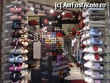 [P51] Culori si modele pe toate gusturile, magazin Milano » foto by Cristina67
 - 
<span class="allrVoted glyphicon glyphicon-heart hidden" id="av285798"></span>
<a class="m-l-10 hidden" id="sv285798" onclick="voting_Foto_DelVot(,285798,3925)" role="button">șterge vot <span class="glyphicon glyphicon-remove"></span></a>
<a id="v9285798" class=" c-red"  onclick="voting_Foto_SetVot(285798)" role="button"><span class="glyphicon glyphicon-heart-empty"></span> <b>LIKE</b> = Votează poza</a> <img class="hidden"  id="f285798W9" src="/imagini/loader.gif" border="0" /><span class="AjErrMes hidden" id="e285798ErM"></span>