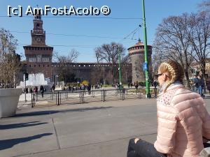[P12] Admirând frumosul Castel Sforzesco » foto by Alina Roxana
 - 
<span class="allrVoted glyphicon glyphicon-heart hidden" id="av1060900"></span>
<a class="m-l-10 hidden" id="sv1060900" onclick="voting_Foto_DelVot(,1060900,3925)" role="button">șterge vot <span class="glyphicon glyphicon-remove"></span></a>
<a id="v91060900" class=" c-red"  onclick="voting_Foto_SetVot(1060900)" role="button"><span class="glyphicon glyphicon-heart-empty"></span> <b>LIKE</b> = Votează poza</a> <img class="hidden"  id="f1060900W9" src="/imagini/loader.gif" border="0" /><span class="AjErrMes hidden" id="e1060900ErM"></span>