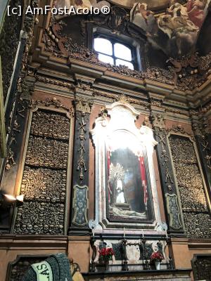[P27] San Bernardino alle Ossa - biserica decorată cu cranii și oase » foto by Alina Roxana
 - 
<span class="allrVoted glyphicon glyphicon-heart hidden" id="av1060915"></span>
<a class="m-l-10 hidden" id="sv1060915" onclick="voting_Foto_DelVot(,1060915,3925)" role="button">șterge vot <span class="glyphicon glyphicon-remove"></span></a>
<a id="v91060915" class=" c-red"  onclick="voting_Foto_SetVot(1060915)" role="button"><span class="glyphicon glyphicon-heart-empty"></span> <b>LIKE</b> = Votează poza</a> <img class="hidden"  id="f1060915W9" src="/imagini/loader.gif" border="0" /><span class="AjErrMes hidden" id="e1060915ErM"></span>