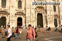 [P01] La intrareain Domul din Milano » foto by liviadavidescu
 - 
<span class="allrVoted glyphicon glyphicon-heart hidden" id="av262701"></span>
<a class="m-l-10 hidden" id="sv262701" onclick="voting_Foto_DelVot(,262701,3925)" role="button">șterge vot <span class="glyphicon glyphicon-remove"></span></a>
<a id="v9262701" class=" c-red"  onclick="voting_Foto_SetVot(262701)" role="button"><span class="glyphicon glyphicon-heart-empty"></span> <b>LIKE</b> = Votează poza</a> <img class="hidden"  id="f262701W9" src="/imagini/loader.gif" border="0" /><span class="AjErrMes hidden" id="e262701ErM"></span>