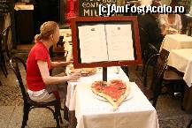 [P14] Pizza, in varianta 'cuore' » foto by liviadavidescu
 - 
<span class="allrVoted glyphicon glyphicon-heart hidden" id="av262715"></span>
<a class="m-l-10 hidden" id="sv262715" onclick="voting_Foto_DelVot(,262715,3925)" role="button">șterge vot <span class="glyphicon glyphicon-remove"></span></a>
<a id="v9262715" class=" c-red"  onclick="voting_Foto_SetVot(262715)" role="button"><span class="glyphicon glyphicon-heart-empty"></span> <b>LIKE</b> = Votează poza</a> <img class="hidden"  id="f262715W9" src="/imagini/loader.gif" border="0" /><span class="AjErrMes hidden" id="e262715ErM"></span>