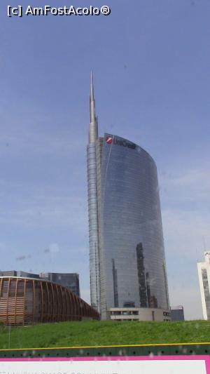 [P01] Turnul UniCredit.  » foto by ovidiuyepi
 - 
<span class="allrVoted glyphicon glyphicon-heart hidden" id="av1155007"></span>
<a class="m-l-10 hidden" id="sv1155007" onclick="voting_Foto_DelVot(,1155007,3925)" role="button">șterge vot <span class="glyphicon glyphicon-remove"></span></a>
<a id="v91155007" class=" c-red"  onclick="voting_Foto_SetVot(1155007)" role="button"><span class="glyphicon glyphicon-heart-empty"></span> <b>LIKE</b> = Votează poza</a> <img class="hidden"  id="f1155007W9" src="/imagini/loader.gif" border="0" /><span class="AjErrMes hidden" id="e1155007ErM"></span>