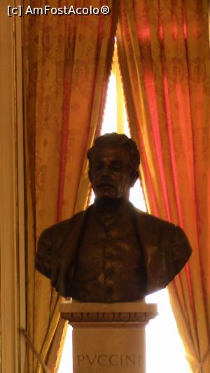 [P28] Museo Teatro alla Scala. Bustul lui Puccini.  » foto by ovidiuyepi
 - 
<span class="allrVoted glyphicon glyphicon-heart hidden" id="av1155034"></span>
<a class="m-l-10 hidden" id="sv1155034" onclick="voting_Foto_DelVot(,1155034,3925)" role="button">șterge vot <span class="glyphicon glyphicon-remove"></span></a>
<a id="v91155034" class=" c-red"  onclick="voting_Foto_SetVot(1155034)" role="button"><span class="glyphicon glyphicon-heart-empty"></span> <b>LIKE</b> = Votează poza</a> <img class="hidden"  id="f1155034W9" src="/imagini/loader.gif" border="0" /><span class="AjErrMes hidden" id="e1155034ErM"></span>