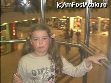 [P15] in liftul de la mall » foto by Valentina69
 - 
<span class="allrVoted glyphicon glyphicon-heart hidden" id="av33462"></span>
<a class="m-l-10 hidden" id="sv33462" onclick="voting_Foto_DelVot(,33462,3925)" role="button">șterge vot <span class="glyphicon glyphicon-remove"></span></a>
<a id="v933462" class=" c-red"  onclick="voting_Foto_SetVot(33462)" role="button"><span class="glyphicon glyphicon-heart-empty"></span> <b>LIKE</b> = Votează poza</a> <img class="hidden"  id="f33462W9" src="/imagini/loader.gif" border="0" /><span class="AjErrMes hidden" id="e33462ErM"></span>