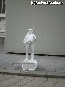 [P17] e om nu statuie... » foto by rudy
 - 
<span class="allrVoted glyphicon glyphicon-heart hidden" id="av177093"></span>
<a class="m-l-10 hidden" id="sv177093" onclick="voting_Foto_DelVot(,177093,3925)" role="button">șterge vot <span class="glyphicon glyphicon-remove"></span></a>
<a id="v9177093" class=" c-red"  onclick="voting_Foto_SetVot(177093)" role="button"><span class="glyphicon glyphicon-heart-empty"></span> <b>LIKE</b> = Votează poza</a> <img class="hidden"  id="f177093W9" src="/imagini/loader.gif" border="0" /><span class="AjErrMes hidden" id="e177093ErM"></span>