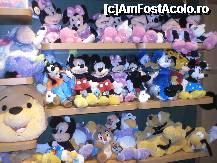 [P38] papusi din magazinul Disney... » foto by rudy
 - 
<span class="allrVoted glyphicon glyphicon-heart hidden" id="av177117"></span>
<a class="m-l-10 hidden" id="sv177117" onclick="voting_Foto_DelVot(,177117,3925)" role="button">șterge vot <span class="glyphicon glyphicon-remove"></span></a>
<a id="v9177117" class=" c-red"  onclick="voting_Foto_SetVot(177117)" role="button"><span class="glyphicon glyphicon-heart-empty"></span> <b>LIKE</b> = Votează poza</a> <img class="hidden"  id="f177117W9" src="/imagini/loader.gif" border="0" /><span class="AjErrMes hidden" id="e177117ErM"></span>