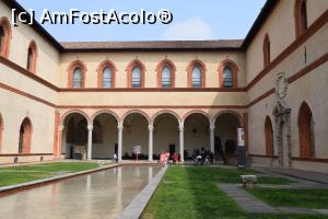 [P23] castelul sforzesco » foto by paulcta
 - 
<span class="allrVoted glyphicon glyphicon-heart hidden" id="av729005"></span>
<a class="m-l-10 hidden" id="sv729005" onclick="voting_Foto_DelVot(,729005,3925)" role="button">șterge vot <span class="glyphicon glyphicon-remove"></span></a>
<a id="v9729005" class=" c-red"  onclick="voting_Foto_SetVot(729005)" role="button"><span class="glyphicon glyphicon-heart-empty"></span> <b>LIKE</b> = Votează poza</a> <img class="hidden"  id="f729005W9" src="/imagini/loader.gif" border="0" /><span class="AjErrMes hidden" id="e729005ErM"></span>