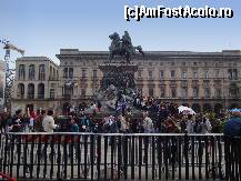 [P02] Milano,Piazza del Duomo : monumentul lui Victor Emanuele II,copleșit de turiști » foto by mariana.olaru
 - 
<span class="allrVoted glyphicon glyphicon-heart hidden" id="av327116"></span>
<a class="m-l-10 hidden" id="sv327116" onclick="voting_Foto_DelVot(,327116,3925)" role="button">șterge vot <span class="glyphicon glyphicon-remove"></span></a>
<a id="v9327116" class=" c-red"  onclick="voting_Foto_SetVot(327116)" role="button"><span class="glyphicon glyphicon-heart-empty"></span> <b>LIKE</b> = Votează poza</a> <img class="hidden"  id="f327116W9" src="/imagini/loader.gif" border="0" /><span class="AjErrMes hidden" id="e327116ErM"></span>