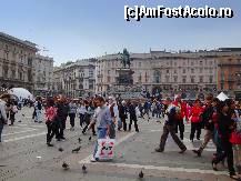 [P03] Milano,în tumultul Piazzei del Duomo » foto by mariana.olaru
 - 
<span class="allrVoted glyphicon glyphicon-heart hidden" id="av327117"></span>
<a class="m-l-10 hidden" id="sv327117" onclick="voting_Foto_DelVot(,327117,3925)" role="button">șterge vot <span class="glyphicon glyphicon-remove"></span></a>
<a id="v9327117" class=" c-red"  onclick="voting_Foto_SetVot(327117)" role="button"><span class="glyphicon glyphicon-heart-empty"></span> <b>LIKE</b> = Votează poza</a> <img class="hidden"  id="f327117W9" src="/imagini/loader.gif" border="0" /><span class="AjErrMes hidden" id="e327117ErM"></span>