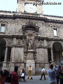 [P95] Fațada Palazzo dei Giureconsulti (Palatul de Justiție)din Piazza dei Mercanti » foto by mariana.olaru
 - 
<span class="allrVoted glyphicon glyphicon-heart hidden" id="av327323"></span>
<a class="m-l-10 hidden" id="sv327323" onclick="voting_Foto_DelVot(,327323,3925)" role="button">șterge vot <span class="glyphicon glyphicon-remove"></span></a>
<a id="v9327323" class=" c-red"  onclick="voting_Foto_SetVot(327323)" role="button"><span class="glyphicon glyphicon-heart-empty"></span> <b>LIKE</b> = Votează poza</a> <img class="hidden"  id="f327323W9" src="/imagini/loader.gif" border="0" /><span class="AjErrMes hidden" id="e327323ErM"></span>