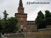 [P15] Milano-Palatul Sforzesco » foto by buburuzica
 - 
<span class="allrVoted glyphicon glyphicon-heart hidden" id="av37046"></span>
<a class="m-l-10 hidden" id="sv37046" onclick="voting_Foto_DelVot(,37046,3925)" role="button">șterge vot <span class="glyphicon glyphicon-remove"></span></a>
<a id="v937046" class=" c-red"  onclick="voting_Foto_SetVot(37046)" role="button"><span class="glyphicon glyphicon-heart-empty"></span> <b>LIKE</b> = Votează poza</a> <img class="hidden"  id="f37046W9" src="/imagini/loader.gif" border="0" /><span class="AjErrMes hidden" id="e37046ErM"></span>