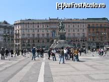 [P04] Milano-piata Domului » foto by buburuzica
 - 
<span class="allrVoted glyphicon glyphicon-heart hidden" id="av37027"></span>
<a class="m-l-10 hidden" id="sv37027" onclick="voting_Foto_DelVot(,37027,3925)" role="button">șterge vot <span class="glyphicon glyphicon-remove"></span></a>
<a id="v937027" class=" c-red"  onclick="voting_Foto_SetVot(37027)" role="button"><span class="glyphicon glyphicon-heart-empty"></span> <b>LIKE</b> = Votează poza</a> <img class="hidden"  id="f37027W9" src="/imagini/loader.gif" border="0" /><span class="AjErrMes hidden" id="e37027ErM"></span>