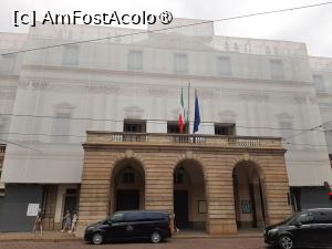 [P05] Teatro alla Scala - exterior » foto by adso
 - 
<span class="allrVoted glyphicon glyphicon-heart hidden" id="av1439002"></span>
<a class="m-l-10 hidden" id="sv1439002" onclick="voting_Foto_DelVot(,1439002,3925)" role="button">șterge vot <span class="glyphicon glyphicon-remove"></span></a>
<a id="v91439002" class=" c-red"  onclick="voting_Foto_SetVot(1439002)" role="button"><span class="glyphicon glyphicon-heart-empty"></span> <b>LIKE</b> = Votează poza</a> <img class="hidden"  id="f1439002W9" src="/imagini/loader.gif" border="0" /><span class="AjErrMes hidden" id="e1439002ErM"></span>