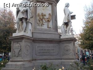 [P06] Milano. Piazza della Scala. Monumentul Leonardo da Vinci. » foto by mihaelavoicu
 - 
<span class="allrVoted glyphicon glyphicon-heart hidden" id="av1262227"></span>
<a class="m-l-10 hidden" id="sv1262227" onclick="voting_Foto_DelVot(,1262227,3925)" role="button">șterge vot <span class="glyphicon glyphicon-remove"></span></a>
<a id="v91262227" class=" c-red"  onclick="voting_Foto_SetVot(1262227)" role="button"><span class="glyphicon glyphicon-heart-empty"></span> <b>LIKE</b> = Votează poza</a> <img class="hidden"  id="f1262227W9" src="/imagini/loader.gif" border="0" /><span class="AjErrMes hidden" id="e1262227ErM"></span>
