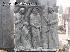 [P18] Cimitero Monumentale, Milano. ”Învierea lui Lazăr” » foto by mihaelavoicu
 - 
<span class="allrVoted glyphicon glyphicon-heart hidden" id="av921681"></span>
<a class="m-l-10 hidden" id="sv921681" onclick="voting_Foto_DelVot(,921681,3925)" role="button">șterge vot <span class="glyphicon glyphicon-remove"></span></a>
<a id="v9921681" class=" c-red"  onclick="voting_Foto_SetVot(921681)" role="button"><span class="glyphicon glyphicon-heart-empty"></span> <b>LIKE</b> = Votează poza</a> <img class="hidden"  id="f921681W9" src="/imagini/loader.gif" border="0" /><span class="AjErrMes hidden" id="e921681ErM"></span>