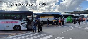 [P02] Autobuzele ce merg spre Milano aflate în fața ieșirii de la Sosiri. » foto by tata123 🔱
 - 
<span class="allrVoted glyphicon glyphicon-heart hidden" id="av1417500"></span>
<a class="m-l-10 hidden" id="sv1417500" onclick="voting_Foto_DelVot(,1417500,3925)" role="button">șterge vot <span class="glyphicon glyphicon-remove"></span></a>
<a id="v91417500" class=" c-red"  onclick="voting_Foto_SetVot(1417500)" role="button"><span class="glyphicon glyphicon-heart-empty"></span> <b>LIKE</b> = Votează poza</a> <img class="hidden"  id="f1417500W9" src="/imagini/loader.gif" border="0" /><span class="AjErrMes hidden" id="e1417500ErM"></span>