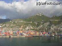 [P02] Portul industrial din Salerno » foto by georgiana
 - 
<span class="allrVoted glyphicon glyphicon-heart hidden" id="av211819"></span>
<a class="m-l-10 hidden" id="sv211819" onclick="voting_Foto_DelVot(,211819,3926)" role="button">șterge vot <span class="glyphicon glyphicon-remove"></span></a>
<a id="v9211819" class=" c-red"  onclick="voting_Foto_SetVot(211819)" role="button"><span class="glyphicon glyphicon-heart-empty"></span> <b>LIKE</b> = Votează poza</a> <img class="hidden"  id="f211819W9" src="/imagini/loader.gif" border="0" /><span class="AjErrMes hidden" id="e211819ErM"></span>