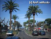 [P28] Aproape de portul din Sorento...si departe de.....mine! » foto by georgiana
 - 
<span class="allrVoted glyphicon glyphicon-heart hidden" id="av28231"></span>
<a class="m-l-10 hidden" id="sv28231" onclick="voting_Foto_DelVot(,28231,3926)" role="button">șterge vot <span class="glyphicon glyphicon-remove"></span></a>
<a id="v928231" class=" c-red"  onclick="voting_Foto_SetVot(28231)" role="button"><span class="glyphicon glyphicon-heart-empty"></span> <b>LIKE</b> = Votează poza</a> <img class="hidden"  id="f28231W9" src="/imagini/loader.gif" border="0" /><span class="AjErrMes hidden" id="e28231ErM"></span>