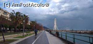 [P02] Salerno, faleza Lungomare Trieste » foto by irinad
 - 
<span class="allrVoted glyphicon glyphicon-heart hidden" id="av1165721"></span>
<a class="m-l-10 hidden" id="sv1165721" onclick="voting_Foto_DelVot(,1165721,3926)" role="button">șterge vot <span class="glyphicon glyphicon-remove"></span></a>
<a id="v91165721" class=" c-red"  onclick="voting_Foto_SetVot(1165721)" role="button"><span class="glyphicon glyphicon-heart-empty"></span> <b>LIKE</b> = Votează poza</a> <img class="hidden"  id="f1165721W9" src="/imagini/loader.gif" border="0" /><span class="AjErrMes hidden" id="e1165721ErM"></span>