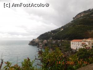 [P04] Din autobuzul Amalfi-Salerno » foto by irinad
 - 
<span class="allrVoted glyphicon glyphicon-heart hidden" id="av1165723"></span>
<a class="m-l-10 hidden" id="sv1165723" onclick="voting_Foto_DelVot(,1165723,3926)" role="button">șterge vot <span class="glyphicon glyphicon-remove"></span></a>
<a id="v91165723" class=" c-red"  onclick="voting_Foto_SetVot(1165723)" role="button"><span class="glyphicon glyphicon-heart-empty"></span> <b>LIKE</b> = Votează poza</a> <img class="hidden"  id="f1165723W9" src="/imagini/loader.gif" border="0" /><span class="AjErrMes hidden" id="e1165723ErM"></span>