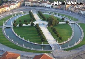 [P20] Italia - Padova - Prato-della-Valle - fotografia nu imi apartine (preluata de pe net).  » foto by Diaura*
 - 
<span class="allrVoted glyphicon glyphicon-heart hidden" id="av376700"></span>
<a class="m-l-10 hidden" id="sv376700" onclick="voting_Foto_DelVot(,376700,3933)" role="button">șterge vot <span class="glyphicon glyphicon-remove"></span></a>
<a id="v9376700" class=" c-red"  onclick="voting_Foto_SetVot(376700)" role="button"><span class="glyphicon glyphicon-heart-empty"></span> <b>LIKE</b> = Votează poza</a> <img class="hidden"  id="f376700W9" src="/imagini/loader.gif" border="0" /><span class="AjErrMes hidden" id="e376700ErM"></span>