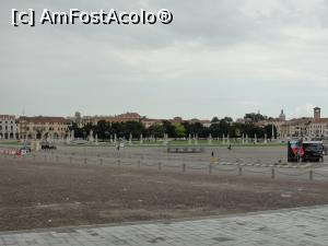 [P01] Prato della Valle - o piață imensă » foto by RoxanaGRS
 - 
<span class="allrVoted glyphicon glyphicon-heart hidden" id="av992473"></span>
<a class="m-l-10 hidden" id="sv992473" onclick="voting_Foto_DelVot(,992473,3933)" role="button">șterge vot <span class="glyphicon glyphicon-remove"></span></a>
<a id="v9992473" class=" c-red"  onclick="voting_Foto_SetVot(992473)" role="button"><span class="glyphicon glyphicon-heart-empty"></span> <b>LIKE</b> = Votează poza</a> <img class="hidden"  id="f992473W9" src="/imagini/loader.gif" border="0" /><span class="AjErrMes hidden" id="e992473ErM"></span>