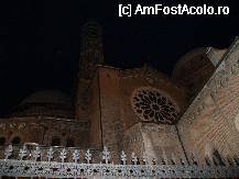 [P03] Zidurile impunatoare ale bazilicii » foto by pepsi70ro
 - 
<span class="allrVoted glyphicon glyphicon-heart hidden" id="av47819"></span>
<a class="m-l-10 hidden" id="sv47819" onclick="voting_Foto_DelVot(,47819,3933)" role="button">șterge vot <span class="glyphicon glyphicon-remove"></span></a>
<a id="v947819" class=" c-red"  onclick="voting_Foto_SetVot(47819)" role="button"><span class="glyphicon glyphicon-heart-empty"></span> <b>LIKE</b> = Votează poza</a> <img class="hidden"  id="f47819W9" src="/imagini/loader.gif" border="0" /><span class="AjErrMes hidden" id="e47819ErM"></span>