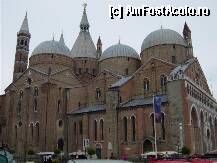 [P01] Basilica Sf. Anton de Padova » foto by mariarosa
 - 
<span class="allrVoted glyphicon glyphicon-heart hidden" id="av205833"></span>
<a class="m-l-10 hidden" id="sv205833" onclick="voting_Foto_DelVot(,205833,3933)" role="button">șterge vot <span class="glyphicon glyphicon-remove"></span></a>
<a id="v9205833" class=" c-red"  onclick="voting_Foto_SetVot(205833)" role="button"><span class="glyphicon glyphicon-heart-empty"></span> <b>LIKE</b> = Votează poza</a> <img class="hidden"  id="f205833W9" src="/imagini/loader.gif" border="0" /><span class="AjErrMes hidden" id="e205833ErM"></span>