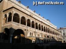 [P24] Palazzo della Raggione Padova » foto by mariarosa
 - 
<span class="allrVoted glyphicon glyphicon-heart hidden" id="av205856"></span>
<a class="m-l-10 hidden" id="sv205856" onclick="voting_Foto_DelVot(,205856,3933)" role="button">șterge vot <span class="glyphicon glyphicon-remove"></span></a>
<a id="v9205856" class=" c-red"  onclick="voting_Foto_SetVot(205856)" role="button"><span class="glyphicon glyphicon-heart-empty"></span> <b>LIKE</b> = Votează poza</a> <img class="hidden"  id="f205856W9" src="/imagini/loader.gif" border="0" /><span class="AjErrMes hidden" id="e205856ErM"></span>
