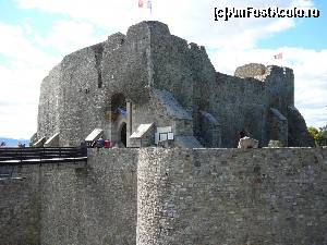 [P05] Cetatea, văzută de la casa de bilete » foto by Claudiu U.
 - 
<span class="allrVoted glyphicon glyphicon-heart hidden" id="av575412"></span>
<a class="m-l-10 hidden" id="sv575412" onclick="voting_Foto_DelVot(,575412,3934)" role="button">șterge vot <span class="glyphicon glyphicon-remove"></span></a>
<a id="v9575412" class=" c-red"  onclick="voting_Foto_SetVot(575412)" role="button"><span class="glyphicon glyphicon-heart-empty"></span> <b>LIKE</b> = Votează poza</a> <img class="hidden"  id="f575412W9" src="/imagini/loader.gif" border="0" /><span class="AjErrMes hidden" id="e575412ErM"></span>
