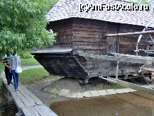 [P04] În Dumbrava Sibiului puteţi vizita şi Muzeul Tehnicii Populare » foto by Costi
 - 
<span class="allrVoted glyphicon glyphicon-heart hidden" id="av35221"></span>
<a class="m-l-10 hidden" id="sv35221" onclick="voting_Foto_DelVot(,35221,3936)" role="button">șterge vot <span class="glyphicon glyphicon-remove"></span></a>
<a id="v935221" class=" c-red"  onclick="voting_Foto_SetVot(35221)" role="button"><span class="glyphicon glyphicon-heart-empty"></span> <b>LIKE</b> = Votează poza</a> <img class="hidden"  id="f35221W9" src="/imagini/loader.gif" border="0" /><span class="AjErrMes hidden" id="e35221ErM"></span>