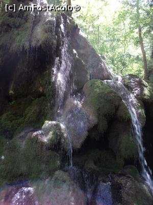 [P15] cascada, jumatate in soare, jumatate in umbra » foto by adrianaglogo
 - 
<span class="allrVoted glyphicon glyphicon-heart hidden" id="av767263"></span>
<a class="m-l-10 hidden" id="sv767263" onclick="voting_Foto_DelVot(,767263,3939)" role="button">șterge vot <span class="glyphicon glyphicon-remove"></span></a>
<a id="v9767263" class=" c-red"  onclick="voting_Foto_SetVot(767263)" role="button"><span class="glyphicon glyphicon-heart-empty"></span> <b>LIKE</b> = Votează poza</a> <img class="hidden"  id="f767263W9" src="/imagini/loader.gif" border="0" /><span class="AjErrMes hidden" id="e767263ErM"></span>