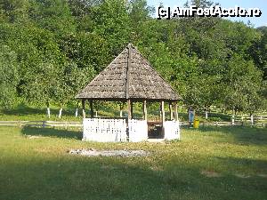 [P03] Foisorul din camping » foto by noi doi
 - 
<span class="allrVoted glyphicon glyphicon-heart hidden" id="av435561"></span>
<a class="m-l-10 hidden" id="sv435561" onclick="voting_Foto_DelVot(,435561,3939)" role="button">șterge vot <span class="glyphicon glyphicon-remove"></span></a>
<a id="v9435561" class=" c-red"  onclick="voting_Foto_SetVot(435561)" role="button"><span class="glyphicon glyphicon-heart-empty"></span> <b>LIKE</b> = Votează poza</a> <img class="hidden"  id="f435561W9" src="/imagini/loader.gif" border="0" /><span class="AjErrMes hidden" id="e435561ErM"></span>