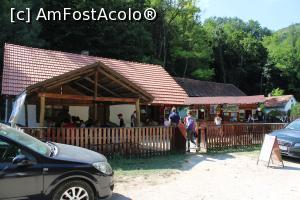 [P03] Parcul Național Cheile Nerei – Beușnița, Restaurant – Terasă„K la BEI” » foto by mprofeanu
 - 
<span class="allrVoted glyphicon glyphicon-heart hidden" id="av1189007"></span>
<a class="m-l-10 hidden" id="sv1189007" onclick="voting_Foto_DelVot(,1189007,3939)" role="button">șterge vot <span class="glyphicon glyphicon-remove"></span></a>
<a id="v91189007" class=" c-red"  onclick="voting_Foto_SetVot(1189007)" role="button"><span class="glyphicon glyphicon-heart-empty"></span> <b>LIKE</b> = Votează poza</a> <img class="hidden"  id="f1189007W9" src="/imagini/loader.gif" border="0" /><span class="AjErrMes hidden" id="e1189007ErM"></span>