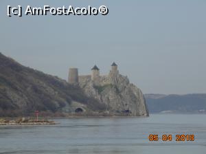 [P15] castelul sarbesc Golutisa vazut de pe malul romanesc » foto by Denisa13
 - 
<span class="allrVoted glyphicon glyphicon-heart hidden" id="av959456"></span>
<a class="m-l-10 hidden" id="sv959456" onclick="voting_Foto_DelVot(,959456,3939)" role="button">șterge vot <span class="glyphicon glyphicon-remove"></span></a>
<a id="v9959456" class=" c-red"  onclick="voting_Foto_SetVot(959456)" role="button"><span class="glyphicon glyphicon-heart-empty"></span> <b>LIKE</b> = Votează poza</a> <img class="hidden"  id="f959456W9" src="/imagini/loader.gif" border="0" /><span class="AjErrMes hidden" id="e959456ErM"></span>
