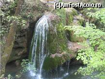 [P06] mini cascada in valea Nerei » foto by dorgo
 - 
<span class="allrVoted glyphicon glyphicon-heart hidden" id="av90615"></span>
<a class="m-l-10 hidden" id="sv90615" onclick="voting_Foto_DelVot(,90615,3939)" role="button">șterge vot <span class="glyphicon glyphicon-remove"></span></a>
<a id="v990615" class=" c-red"  onclick="voting_Foto_SetVot(90615)" role="button"><span class="glyphicon glyphicon-heart-empty"></span> <b>LIKE</b> = Votează poza</a> <img class="hidden"  id="f90615W9" src="/imagini/loader.gif" border="0" /><span class="AjErrMes hidden" id="e90615ErM"></span>
