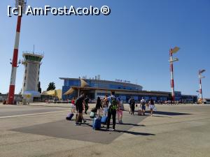 [P02] Mergem pe jos de la avion până în aeroportul Zadar » foto by crismis
 - 
<span class="allrVoted glyphicon glyphicon-heart hidden" id="av1333389"></span>
<a class="m-l-10 hidden" id="sv1333389" onclick="voting_Foto_DelVot(,1333389,3940)" role="button">șterge vot <span class="glyphicon glyphicon-remove"></span></a>
<a id="v91333389" class=" c-red"  onclick="voting_Foto_SetVot(1333389)" role="button"><span class="glyphicon glyphicon-heart-empty"></span> <b>LIKE</b> = Votează poza</a> <img class="hidden"  id="f1333389W9" src="/imagini/loader.gif" border="0" /><span class="AjErrMes hidden" id="e1333389ErM"></span>