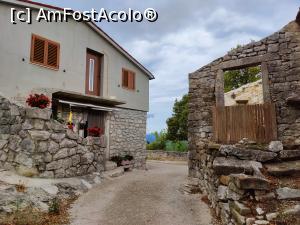 [P19] Nou și vechi în Pićan » foto by crismis
 - 
<span class="allrVoted glyphicon glyphicon-heart hidden" id="av1350737"></span>
<a class="m-l-10 hidden" id="sv1350737" onclick="voting_Foto_DelVot(,1350737,3940)" role="button">șterge vot <span class="glyphicon glyphicon-remove"></span></a>
<a id="v91350737" class=" c-red"  onclick="voting_Foto_SetVot(1350737)" role="button"><span class="glyphicon glyphicon-heart-empty"></span> <b>LIKE</b> = Votează poza</a> <img class="hidden"  id="f1350737W9" src="/imagini/loader.gif" border="0" /><span class="AjErrMes hidden" id="e1350737ErM"></span>