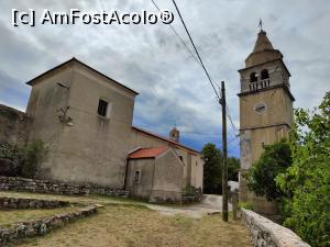 [P05] Kršan; biserica » foto by crismis
 - 
<span class="allrVoted glyphicon glyphicon-heart hidden" id="av1350723"></span>
<a class="m-l-10 hidden" id="sv1350723" onclick="voting_Foto_DelVot(,1350723,3940)" role="button">șterge vot <span class="glyphicon glyphicon-remove"></span></a>
<a id="v91350723" class=" c-red"  onclick="voting_Foto_SetVot(1350723)" role="button"><span class="glyphicon glyphicon-heart-empty"></span> <b>LIKE</b> = Votează poza</a> <img class="hidden"  id="f1350723W9" src="/imagini/loader.gif" border="0" /><span class="AjErrMes hidden" id="e1350723ErM"></span>